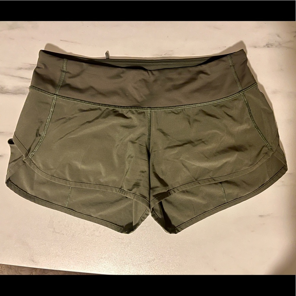 LULU LEMON Speed Up Low-Rise Short 2.5"